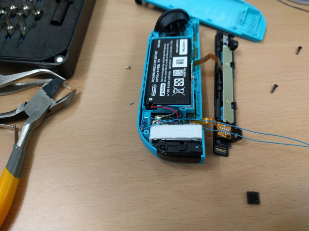 [en] How to modify your Joycon to enter Tegra RCM mode on your Nintendo ...
